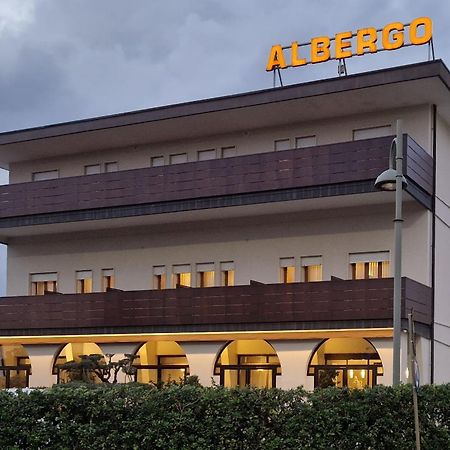 Albergo Ristorante Belvedere Thiene Exterior foto